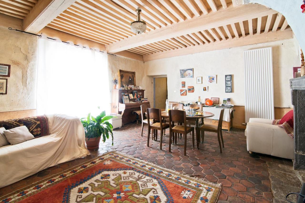 La Maison Des Archers Saint-Saturnin  Luaran gambar