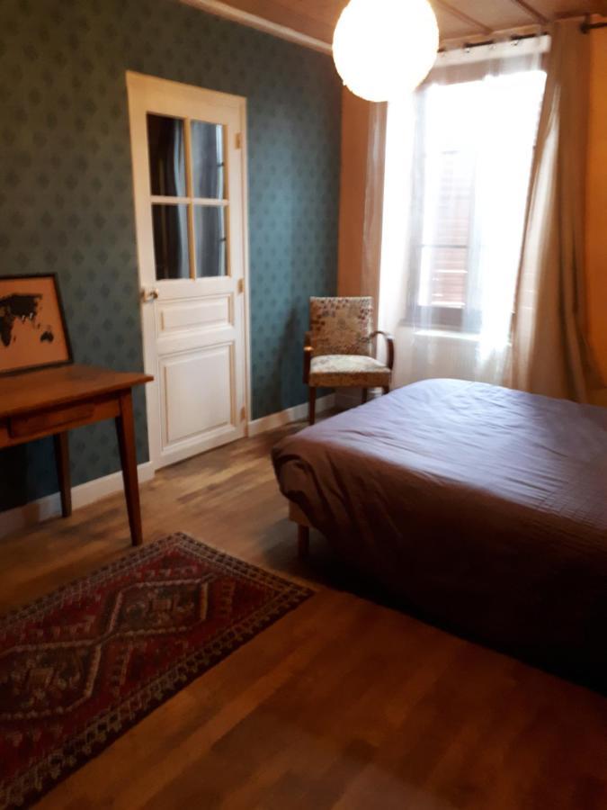 La Maison Des Archers Saint-Saturnin  Luaran gambar