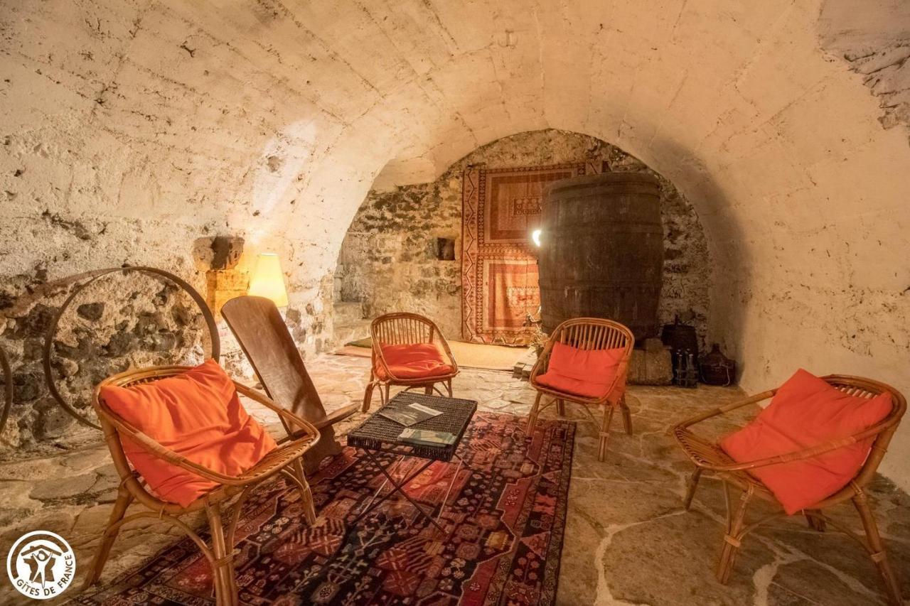 La Maison Des Archers Saint-Saturnin  Luaran gambar